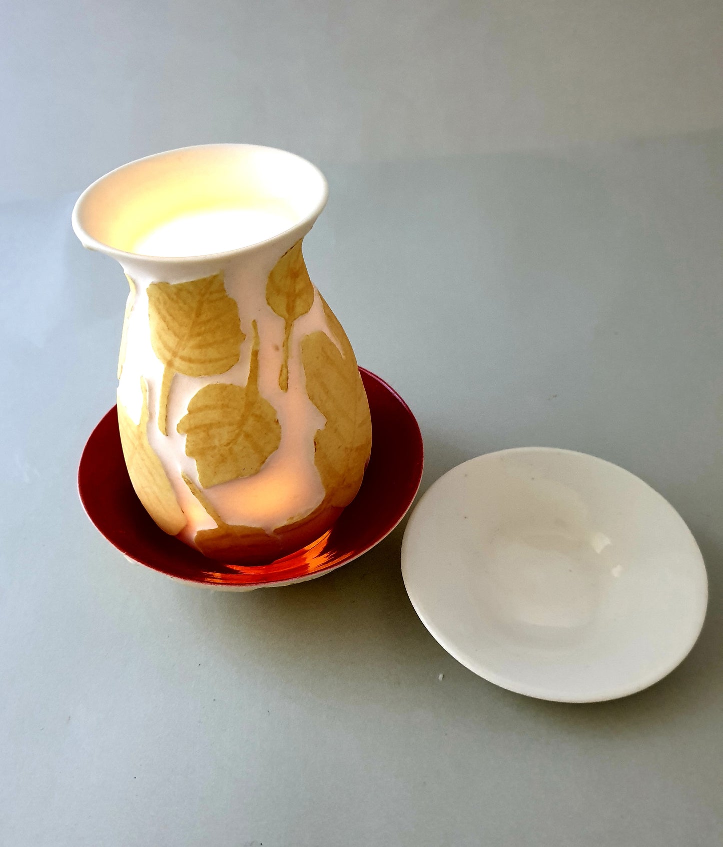 Translucent porcelain for candles w/wax or battery operated lights