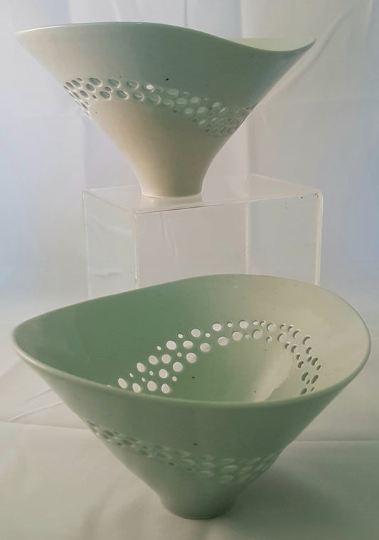 Set of 2 porcelain/celadon glazed bowls.